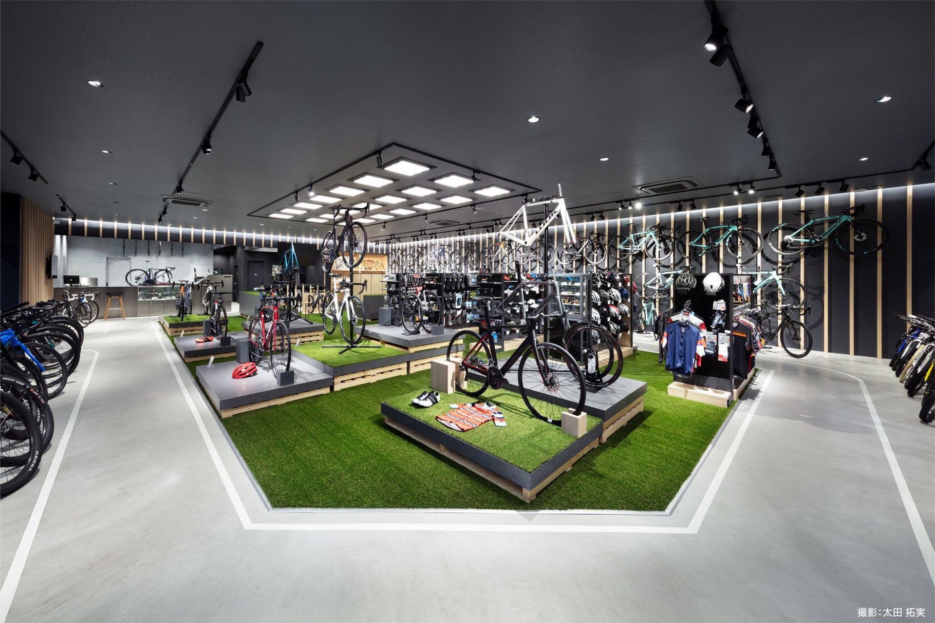 THE BASE SPORTS BIKE & COMMUNITY